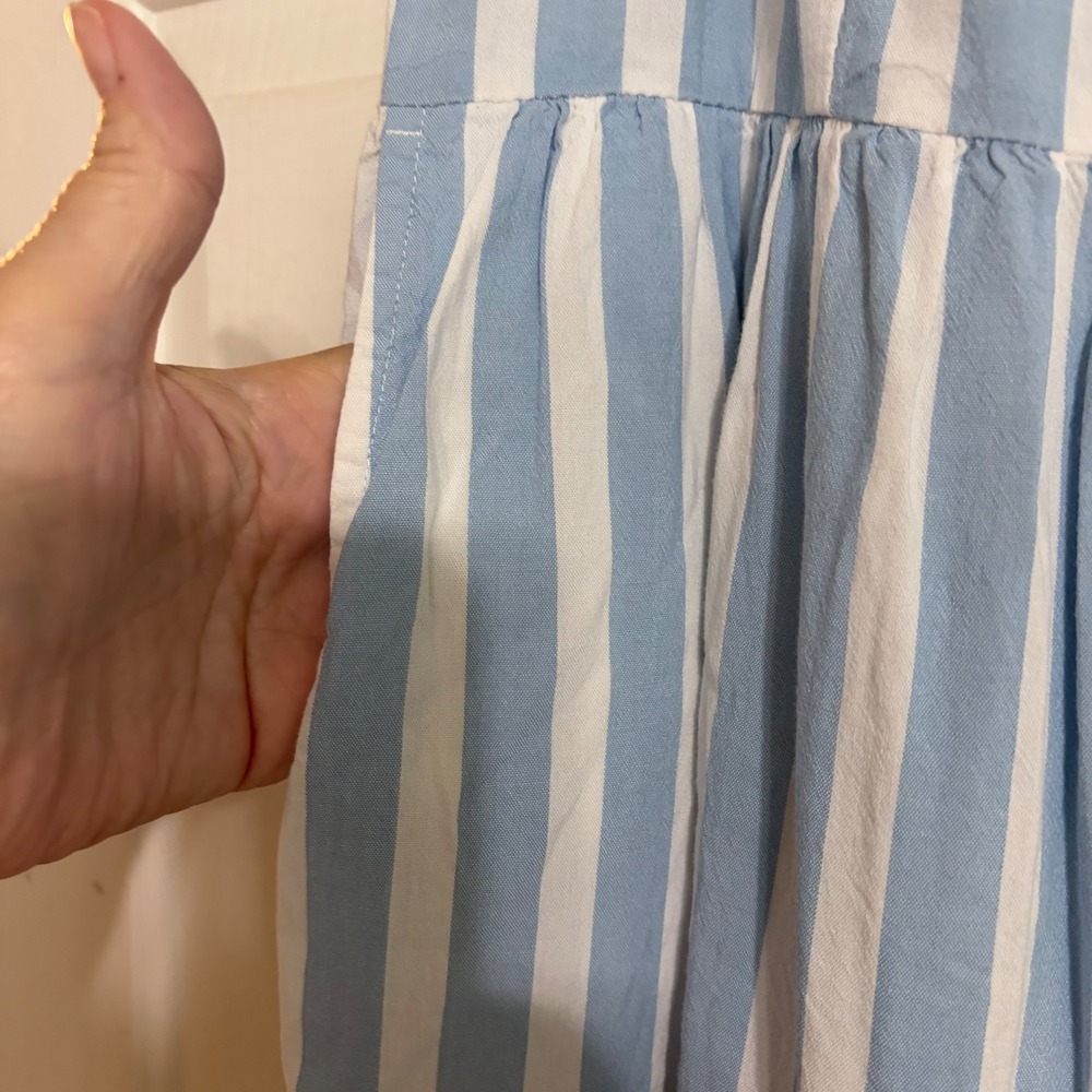 Old Navy Maxi Dress Womens M Blue Cotton Rayon Blend Striped Tiered Cami Pockets - Picture 6 of 7
